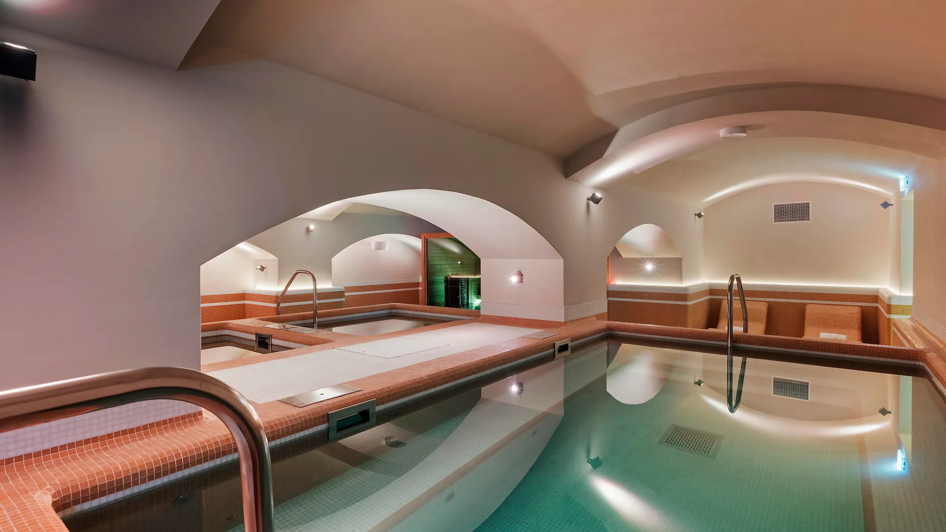 Aurea Ana Palace By Eurostars Hotel Company Budapest